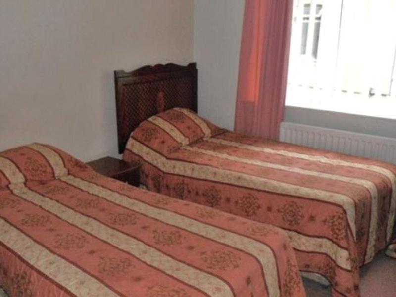 Marton Hotel & Country Club Middlesbrough Room photo